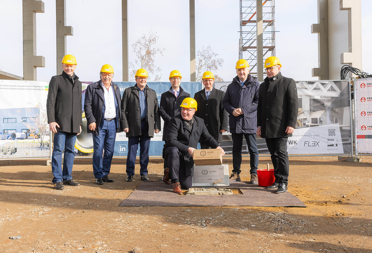 Grundsteinlegung des Holzforschungszentrums Grundsteinlegung des Holzforschungszentrums