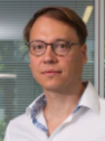 Portrait of Prof. Marco Krondorf