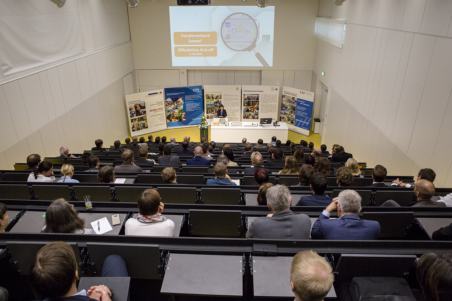 Saxony⁵ Kick-off (Foto: Robert Weinhold/HTWK Leipzig) Auditorium beim Saxony⁵ Kick-off
