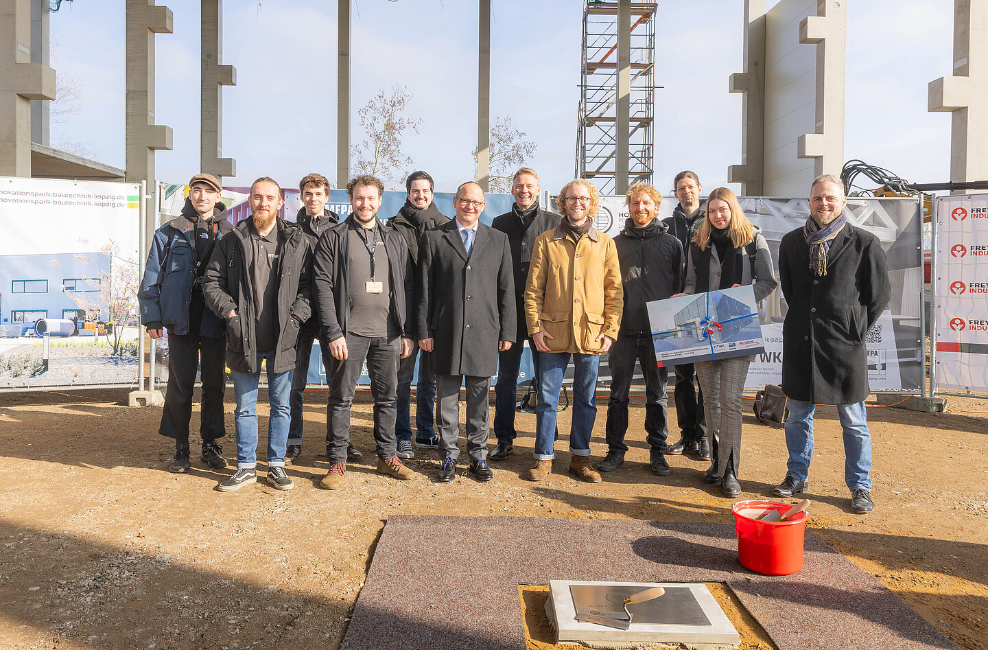 Grundsteinlegung des Holzforschungszentrums Grundsteinlegung des Holzforschungszentrums